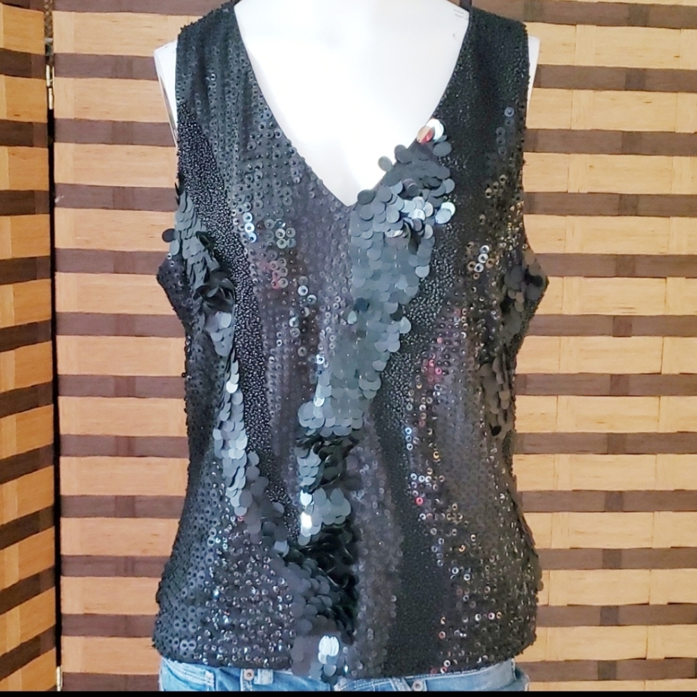 JS Boutique sequins/beads lined stretch top